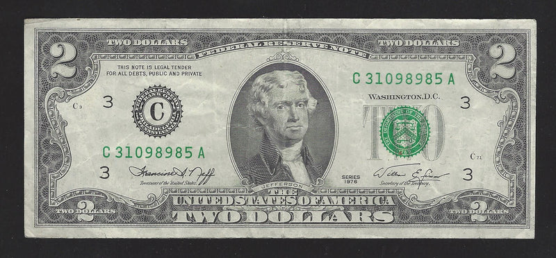 1976 USA $2 Two Dollar Bill Series (C) Green Seal Number  C31098985A (VF)