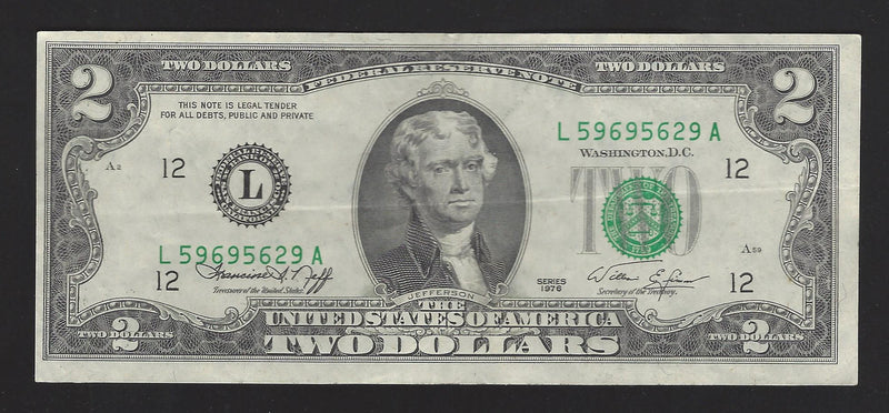 1976 USA $2 Two Dollar Bill Series (L) Green Seal Number L59695627A (VF)